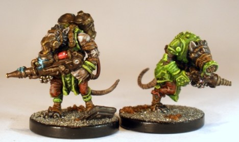 Veermyn heavy weapon trooper and trooper.