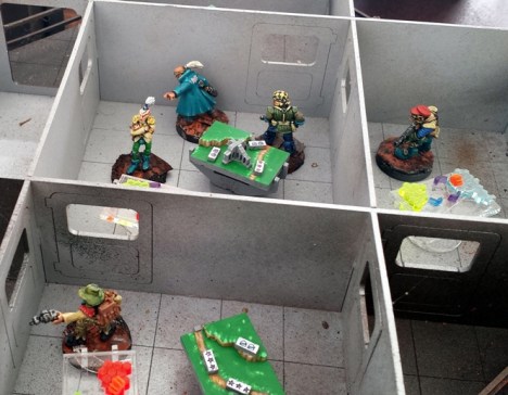 ...while Blovelt points accusingly at the local Eldar racketeer who is trying to shaft him out of some loot.