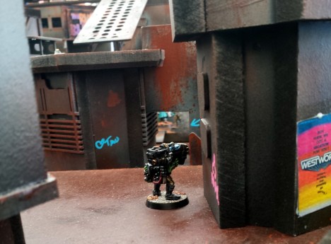 Hotshot lines his plasma cannon up for a broadside from an unexpected quarter, vapourising a Buccaneer and setting Blveld up for a one-two from a wounded and enraged Big Billy (and Crackers).