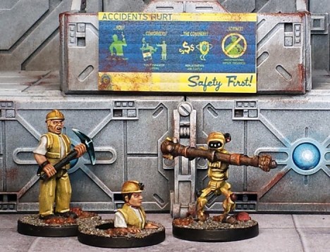 +++ HEY SAL, WHERE DO YA WANT THIS PIECE OF RUSTY PIPE? +++