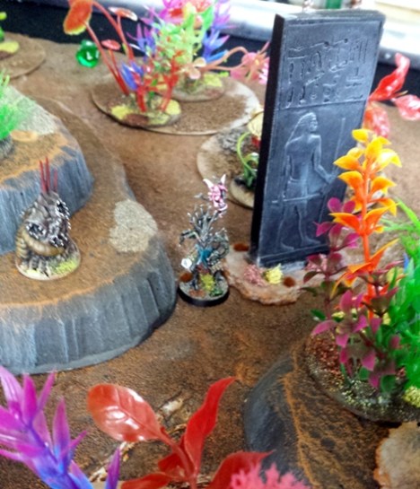 L'Oreals allied ??? force spreads out, with Rustle proceeding to the monolith...