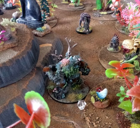 ...while Cha'lee keeps a healthy distance from the Ambull shrine guardian.